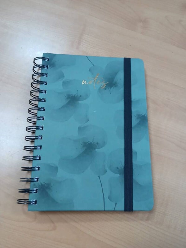 Quaderno con copertina rigida