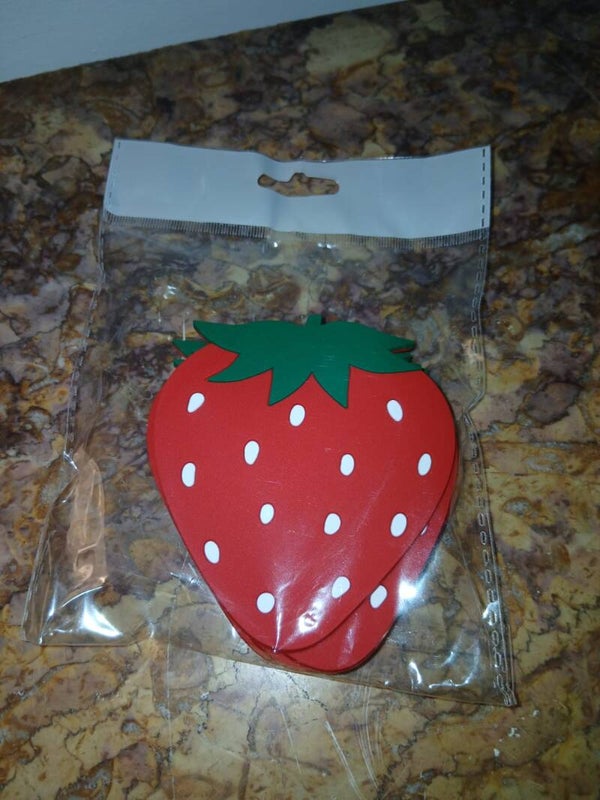 Set sei pezzi sotto bicchieri linea fragola