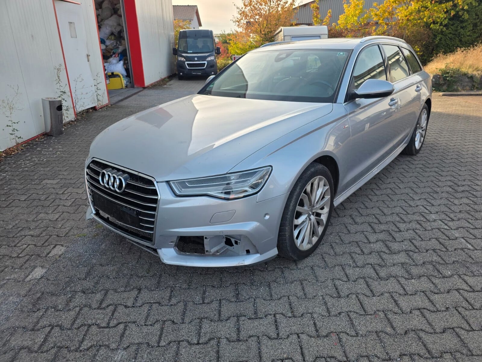 Audi A6 Avant 2.0 TDI S Line Navi/Kamera