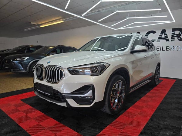 BMW X1 xDrive 20 d xLine*1-Hand*Leder*LED*Head-up