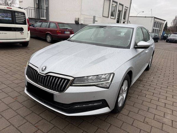Skoda Superb Lim. Ambition/Navi/LED/PDC/Erster H./TOP