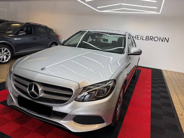 Mercedes-Benz C 220 d Avantgarde/Navi/LED/Kamera/Leder/