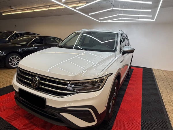 Volkswagen Tiguan Allspace Life 4Motion/Navi/LED/Kamera