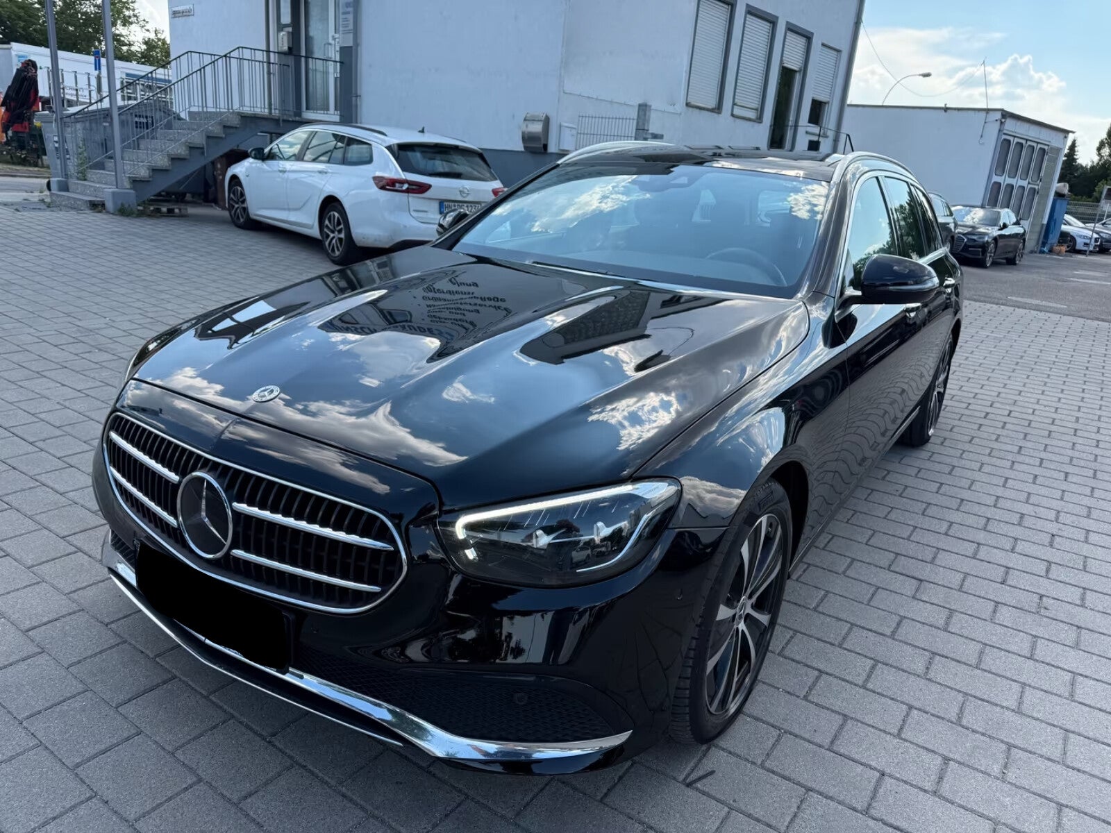 Mercedes-Benz E 300 de/Navi/LED/Kamera/PANO/Erster H/TOP