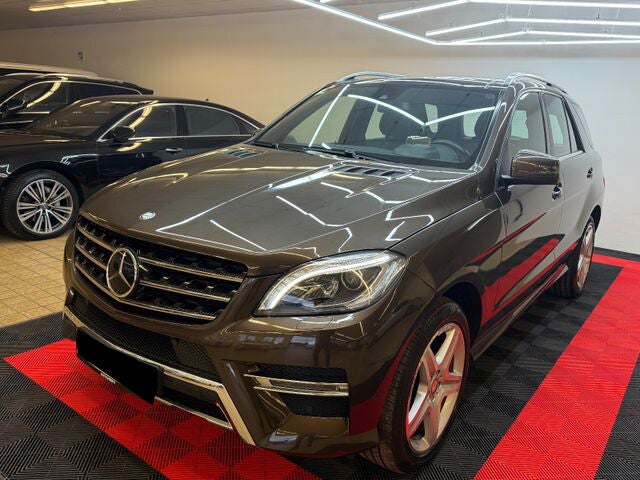 Mercedes-Benz ML 350 4 Matic/Navi/PANO/Leder/LUFT/TOP