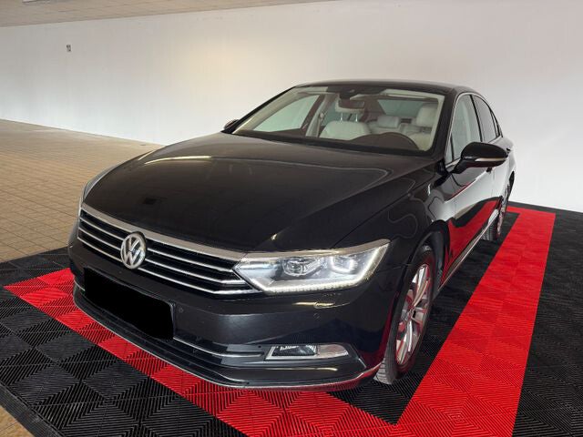 Volkswagen Passat Lim. Highline/Navi/Kamera/LED/Leder/TOP