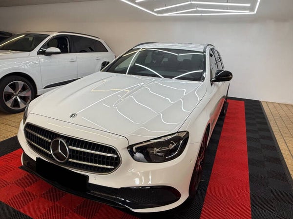 Mercedes-Benz E 300 E T-Modell Avantgarde/Navi/Kamera/LED