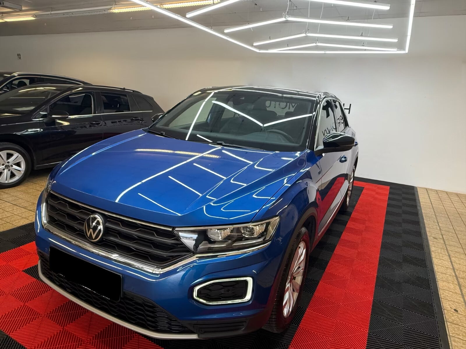 Volkswagen T-Roc Sport/Navi/LED/Totw/T.Leder/TOP