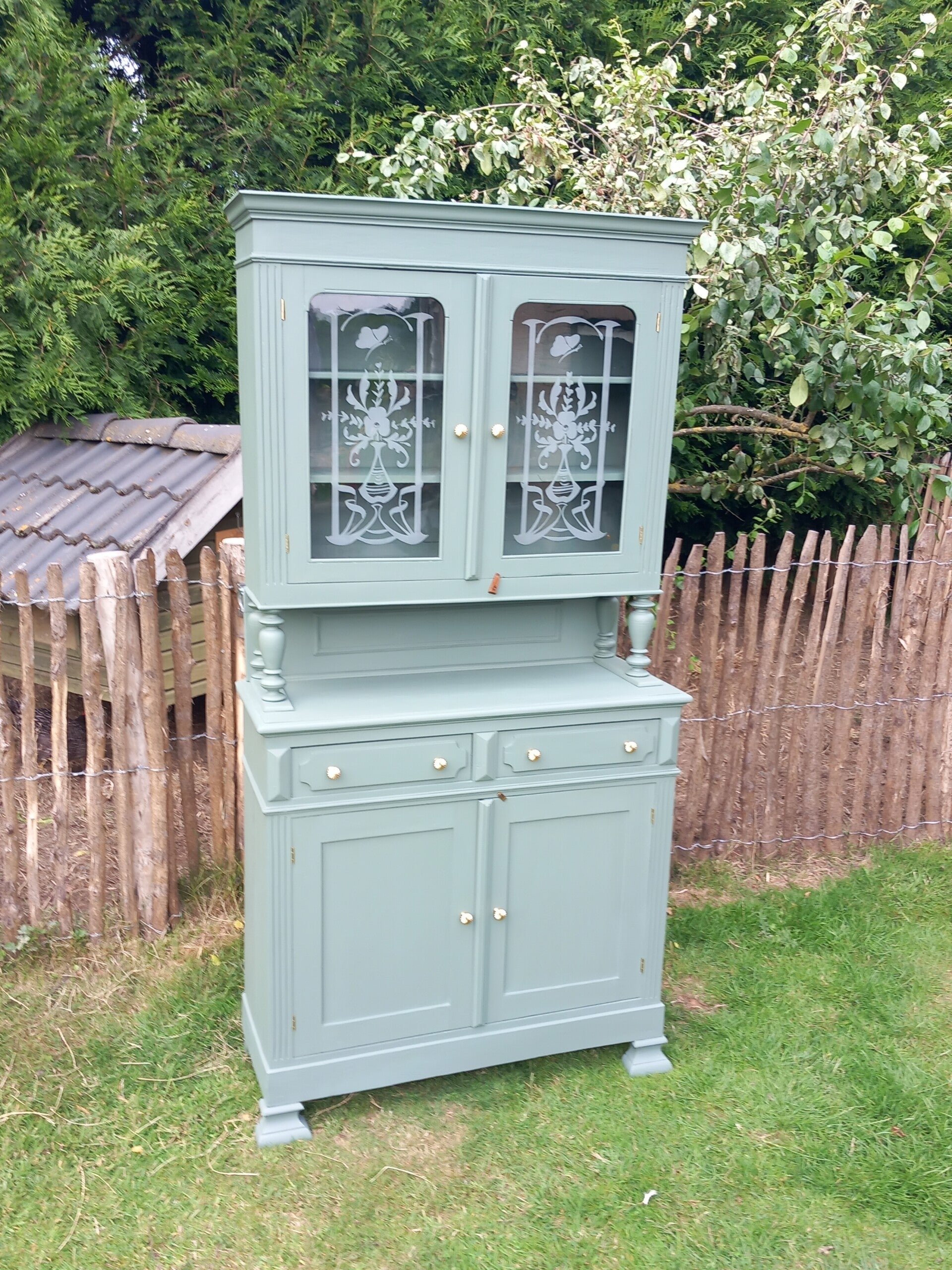 Vitrinekast kleur Carriage House