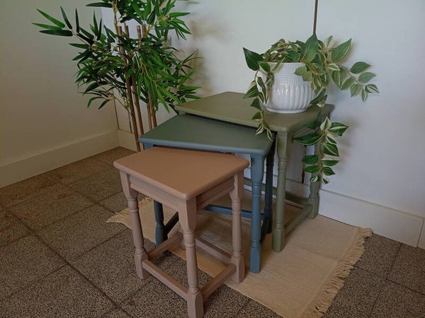 Set van 3 planten/bijzettafeltjes in Acadia Pear, Blue Pine en Damask