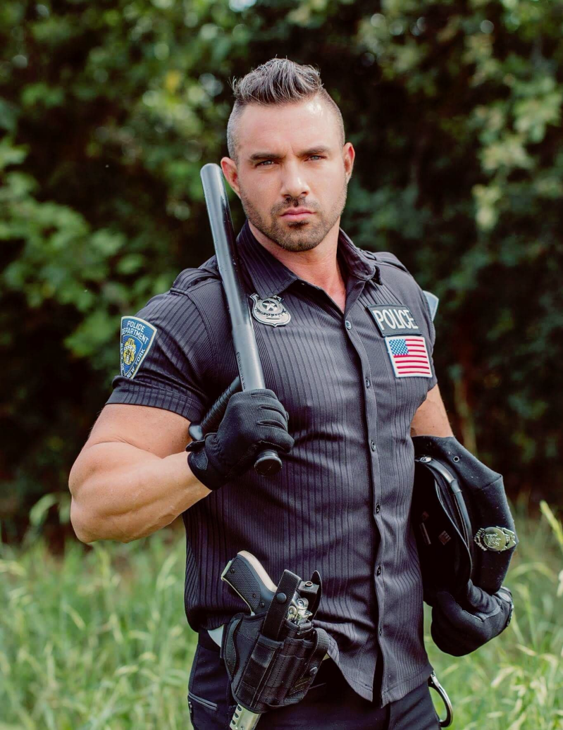 Stripteaseur Domicile Lyon