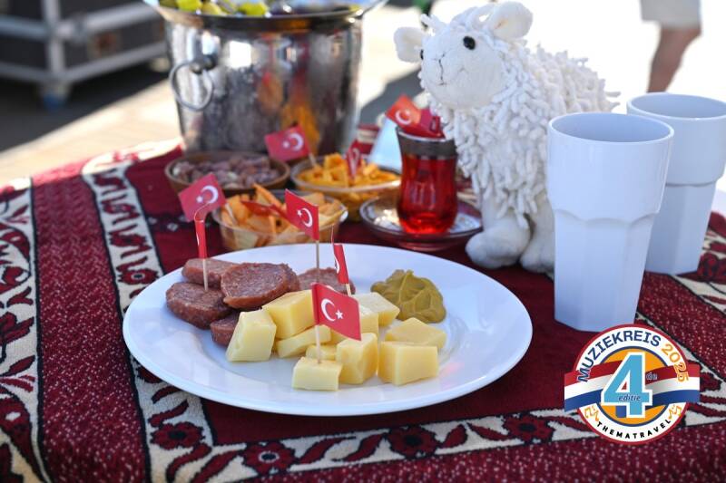 Boek nu de beste Muziekreis van 2026 - De jubileum Muziekreis van ThemaTravel naar Long Beach Resort met een Spetterende Amsterdamse Zomeravond.