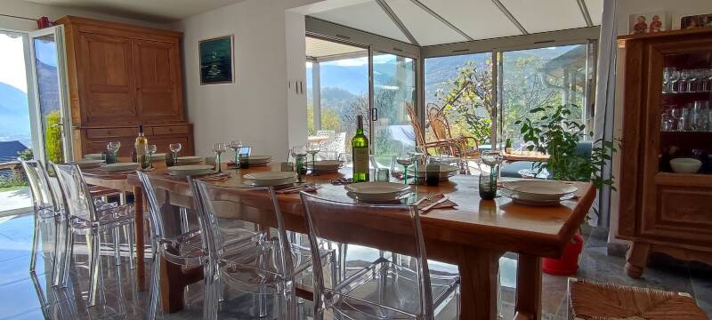 Salle à manger pour grande famille