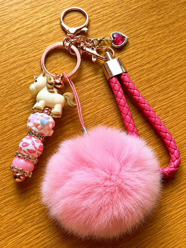 🐴💗 Porte-clés Cheval Rose – Douceur & Élégance