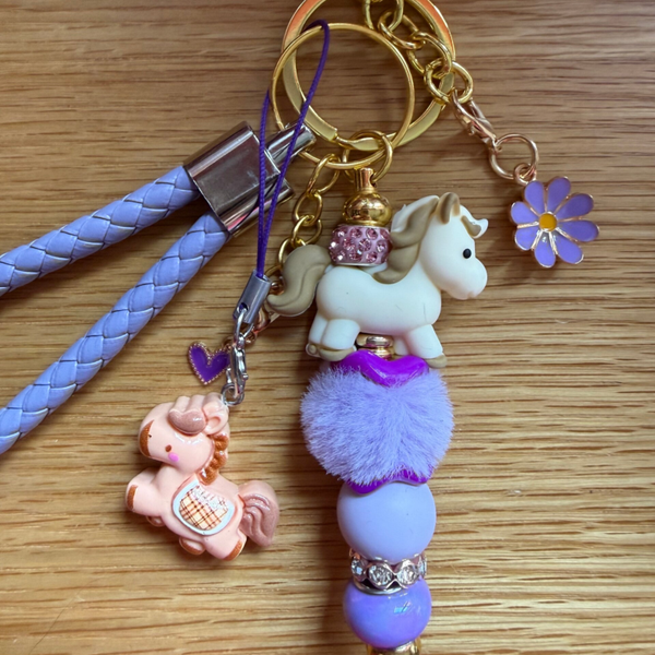 🐴 Porte-clés cheval violet chic