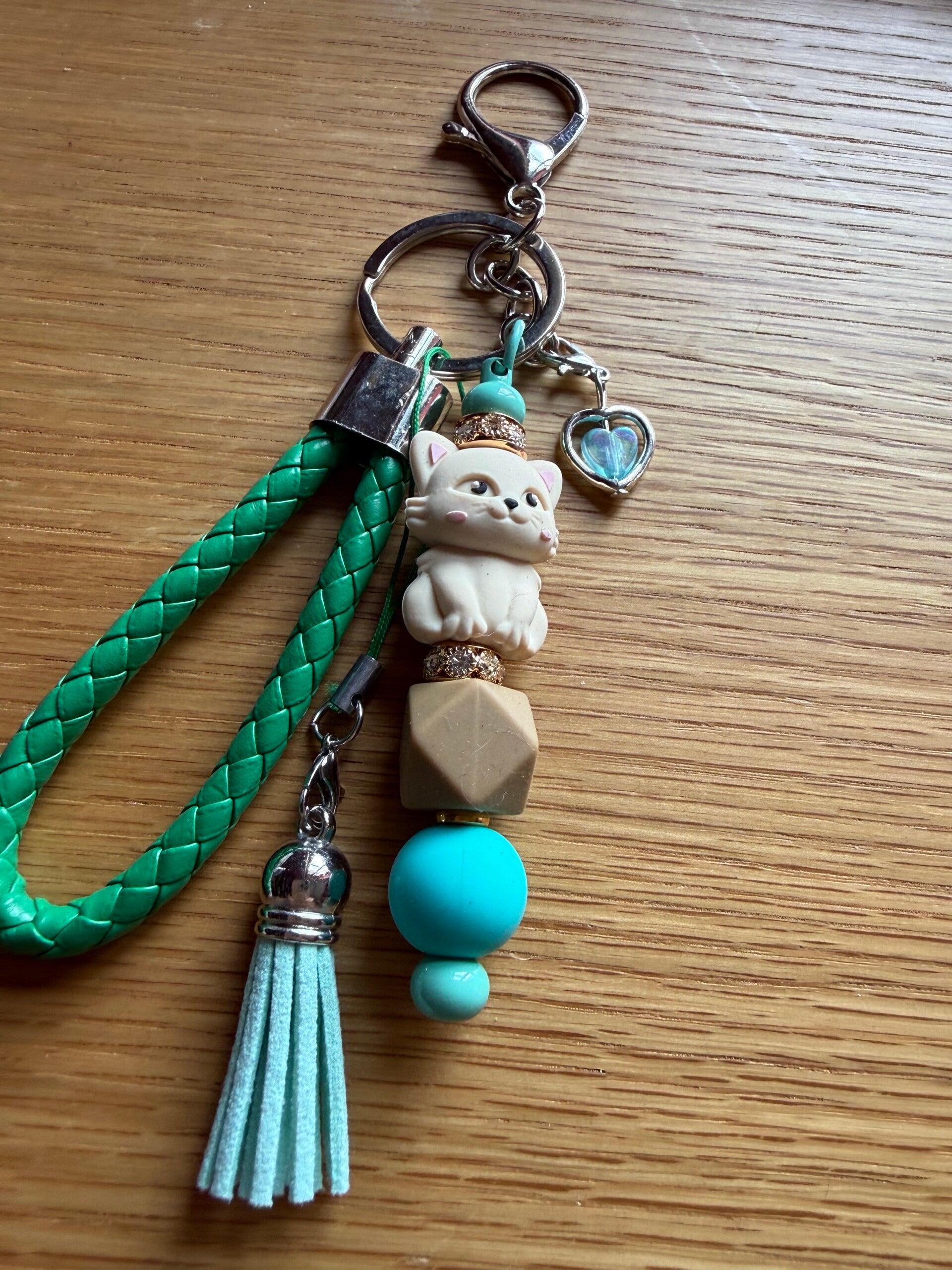 Porte-clés chat & dragonne verte