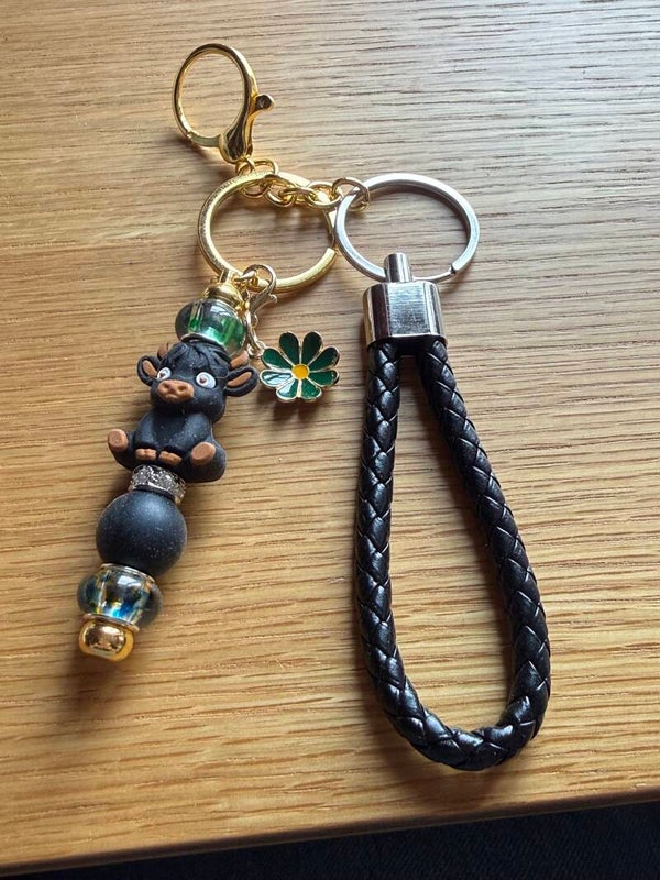 Porte-clés vache noire & dragonne noire