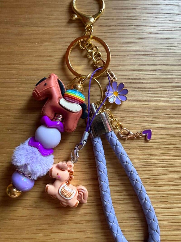 🐴 Porte-clés cheval violet chic