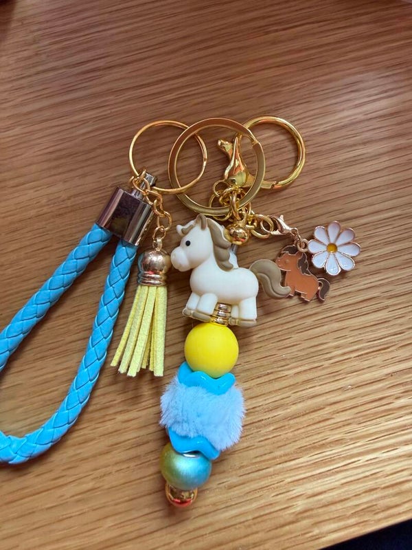 🐴 Porte-clés cheval bleu & jaune