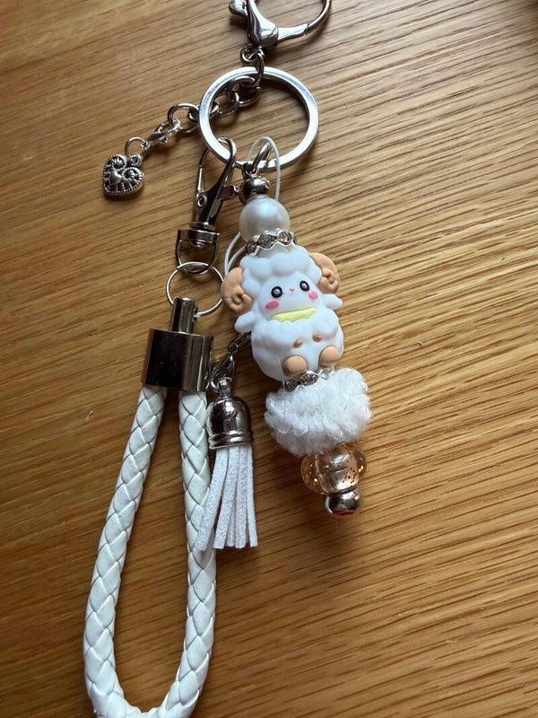 Porte-clés petit mouton blanc