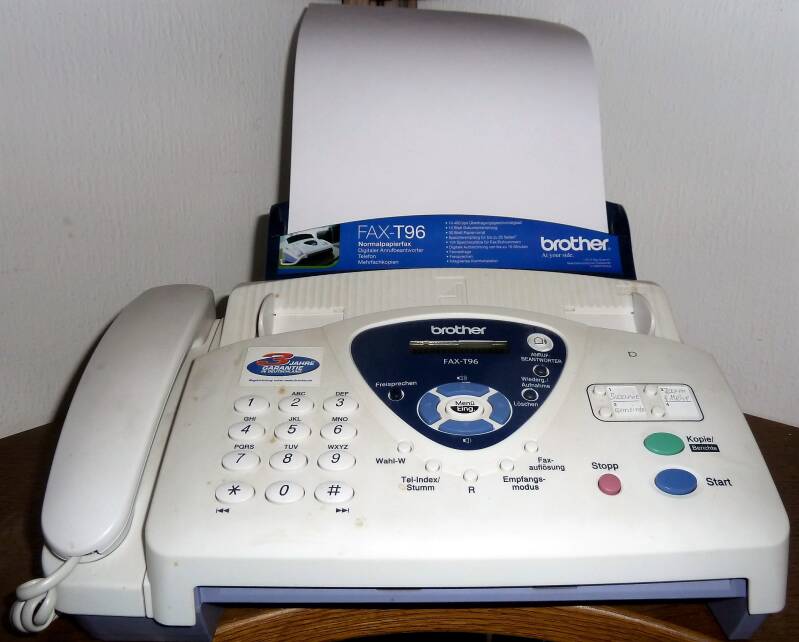 Helles modernes Faxgerät