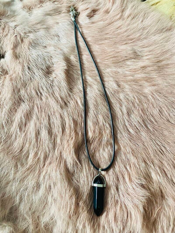 Ketting met edelsteen