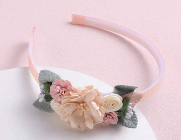 Diadeem met bloemen
