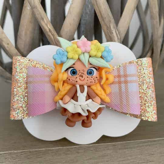 Haarstrikje fimo meisje met sproetjes