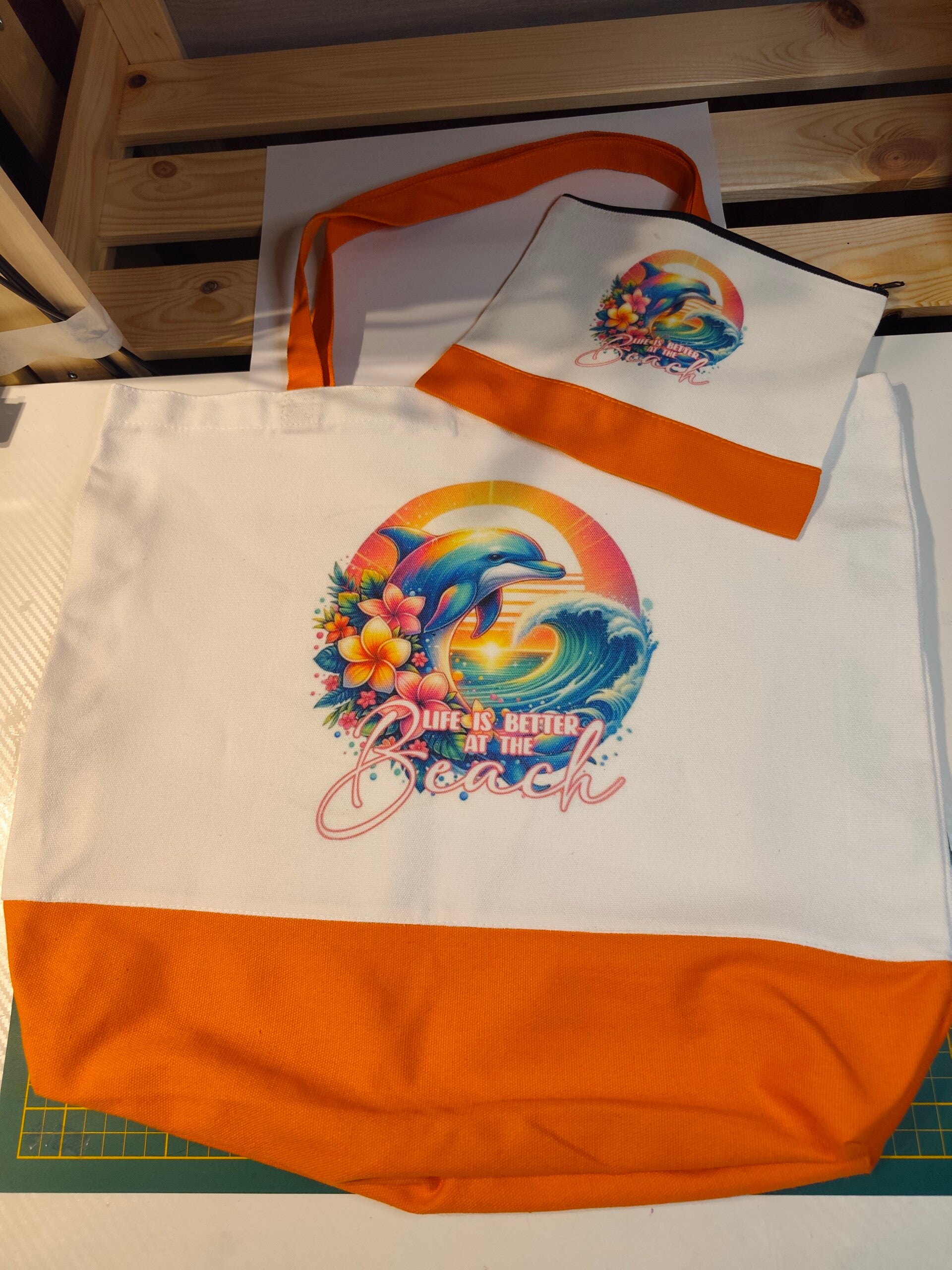 Sublimiertes Strandtaschenset mit Kosmetiktasche "Delphin"