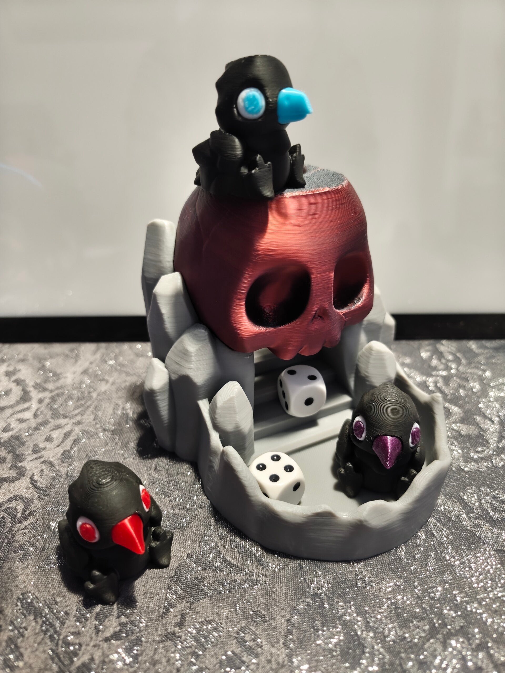 3D-Druck Würfelturm Totenkopf + 3 Raben