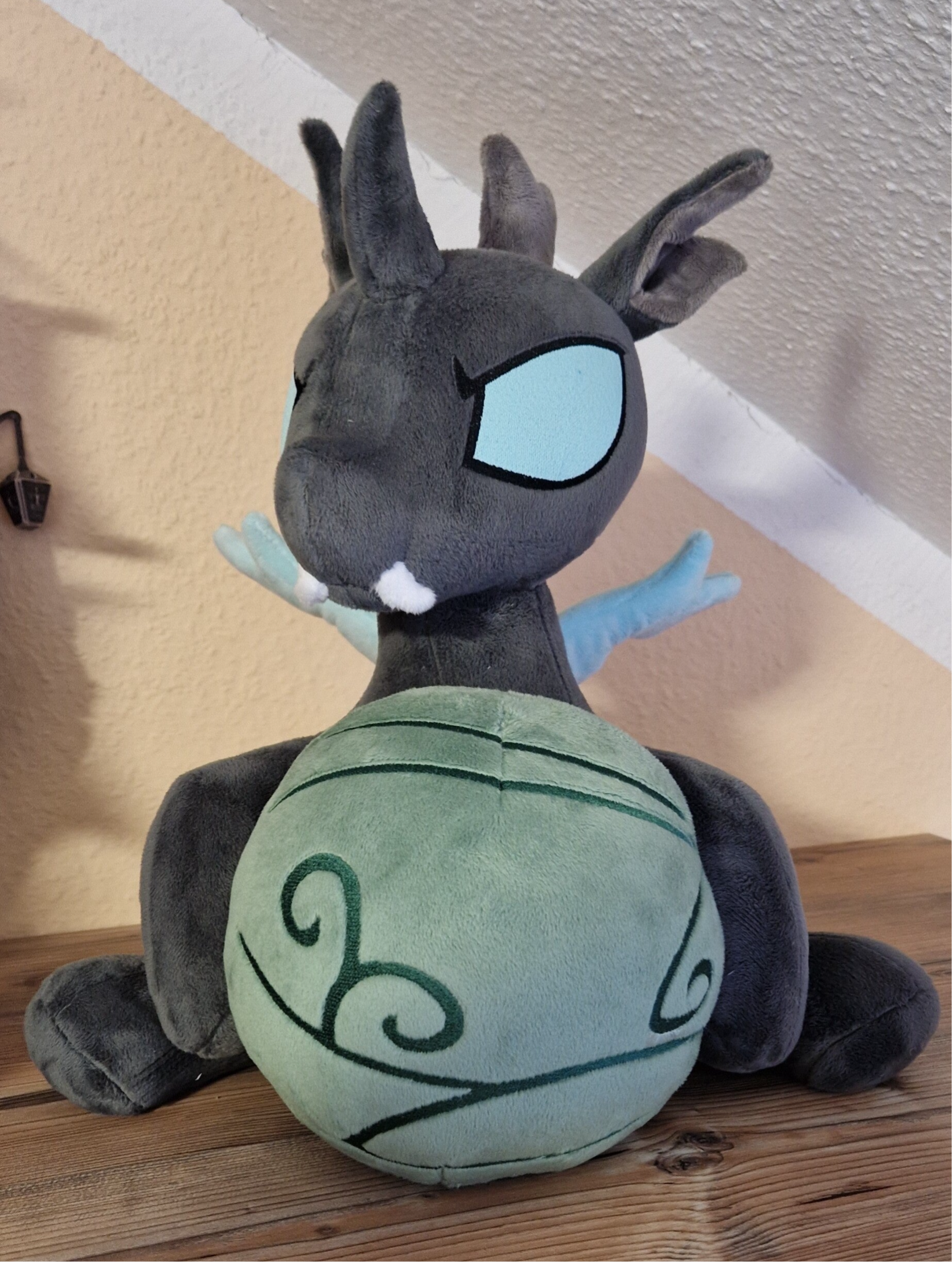 Changeling Hug - with removable larva egg