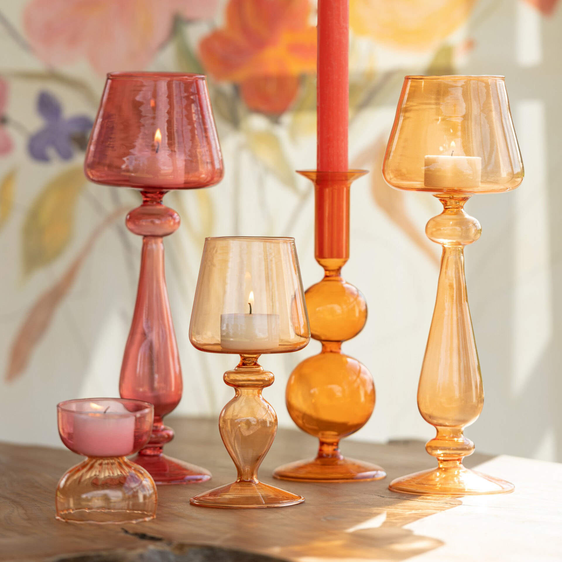 Assortiment kandelaren en theelichthouders