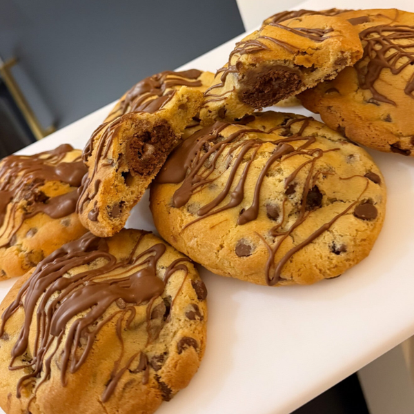 MINI ROLL STUFFED COOKIE