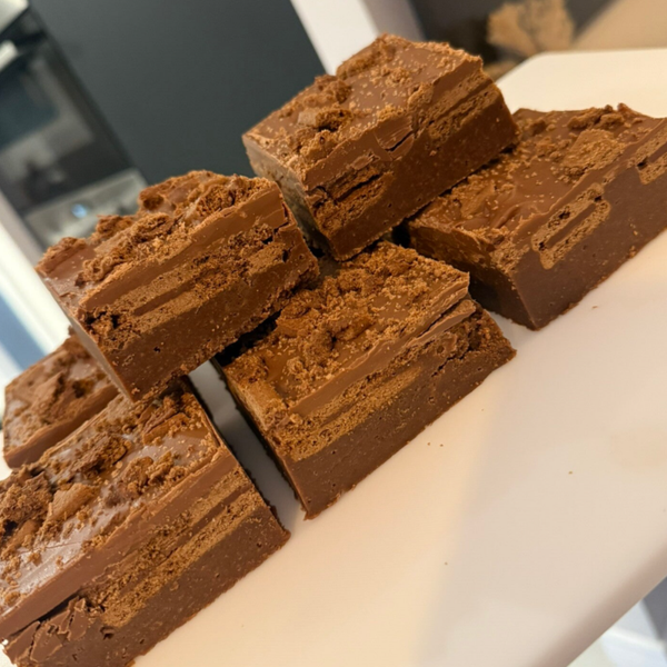 BOURBON BISCUIT SLICE
