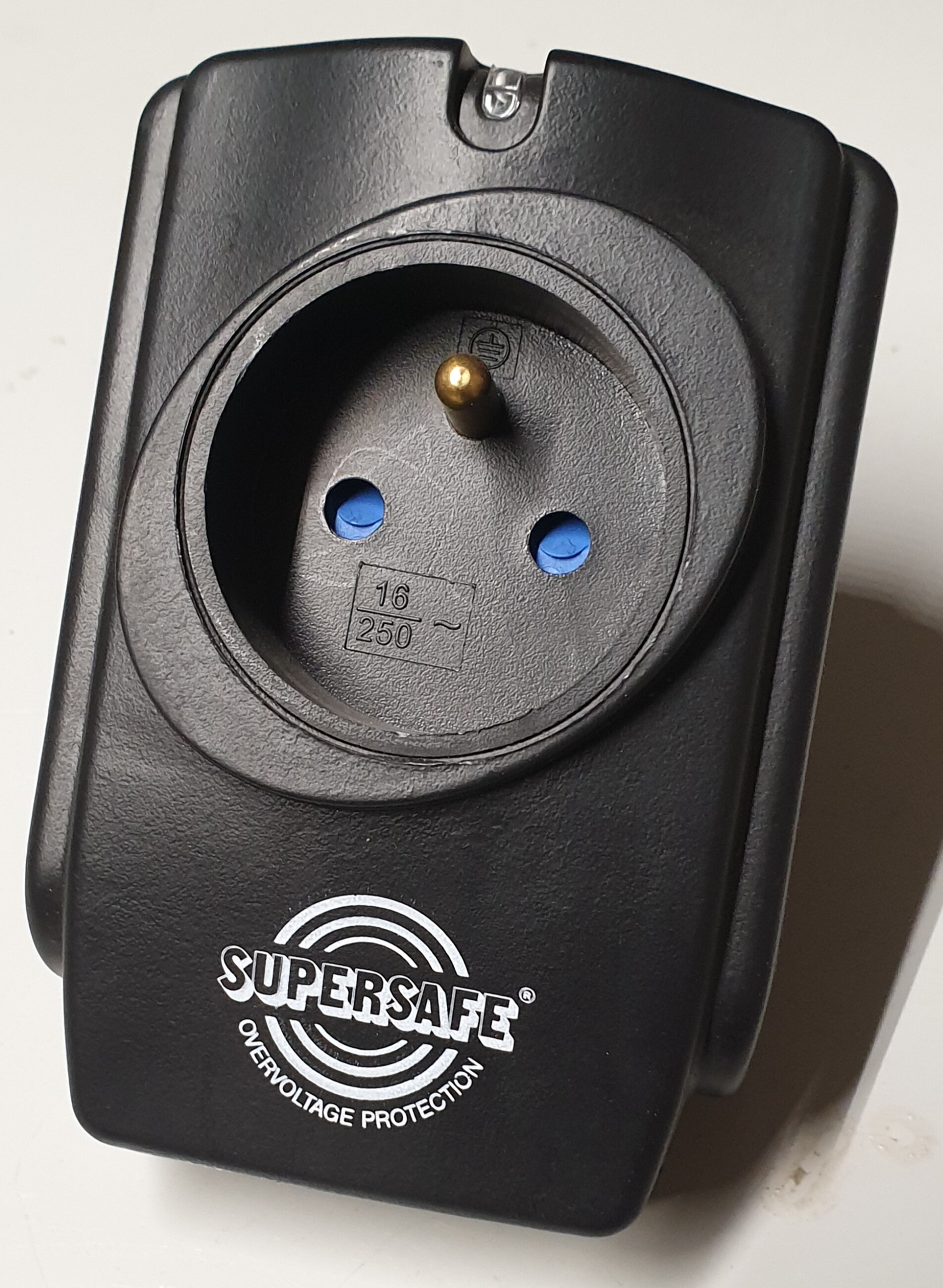 Supersafe Stopcontact Overspanningsbeveiliging  10168