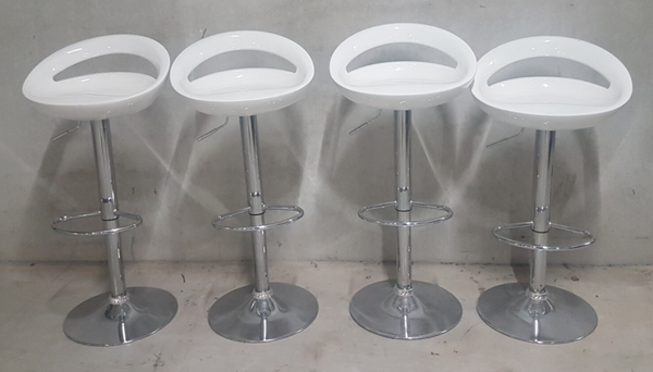 Verstelbare barkruk wit 10120