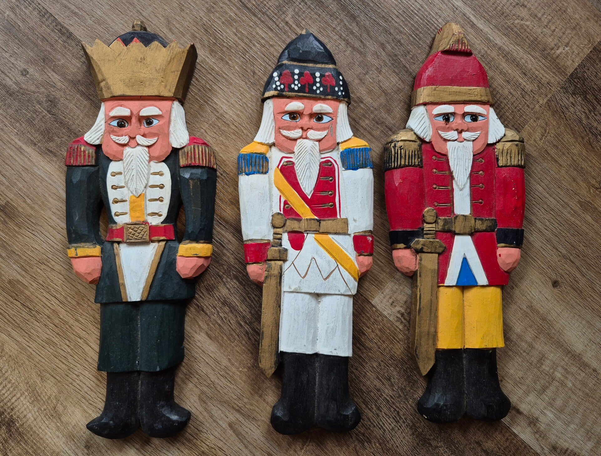 Vintage Nussknacker 3er-Set Wanddeko aus Holz Handarbeit 70er Jahre Vintage alt