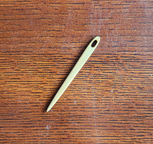 Nalbinding Mitten Kit - Cherry Needle