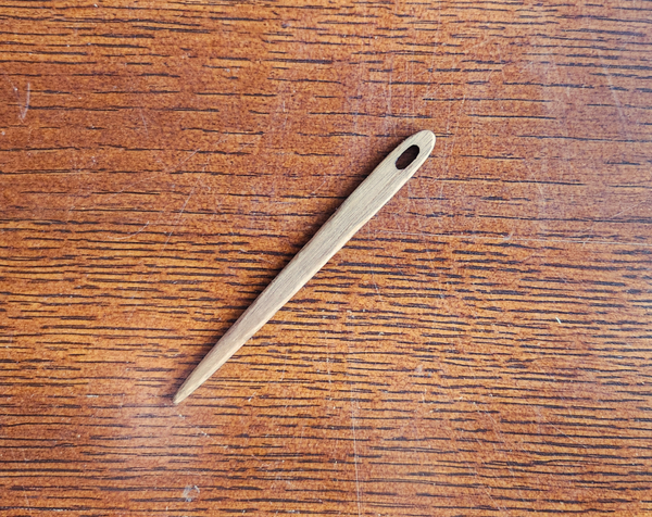 Nalbinding Mitten Kit - Walnut Needle