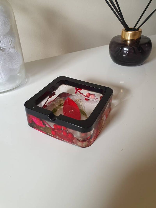 Cendrier en résine époxy