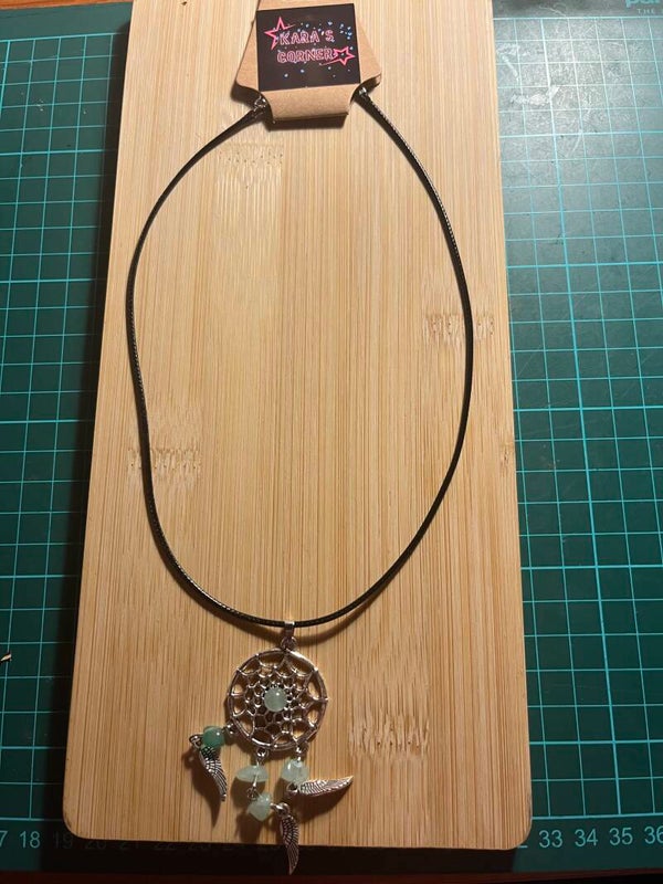 Dream catcher necklace green