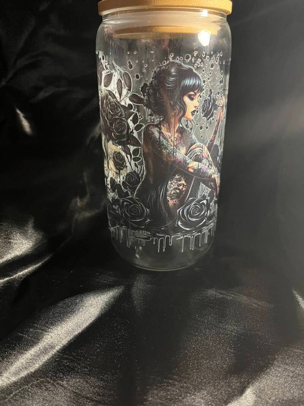 Glass tumbler gothic lady