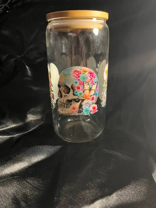 Glass tumbler pretty skulls