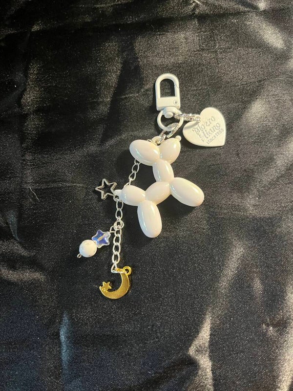 Balloon dog keyring