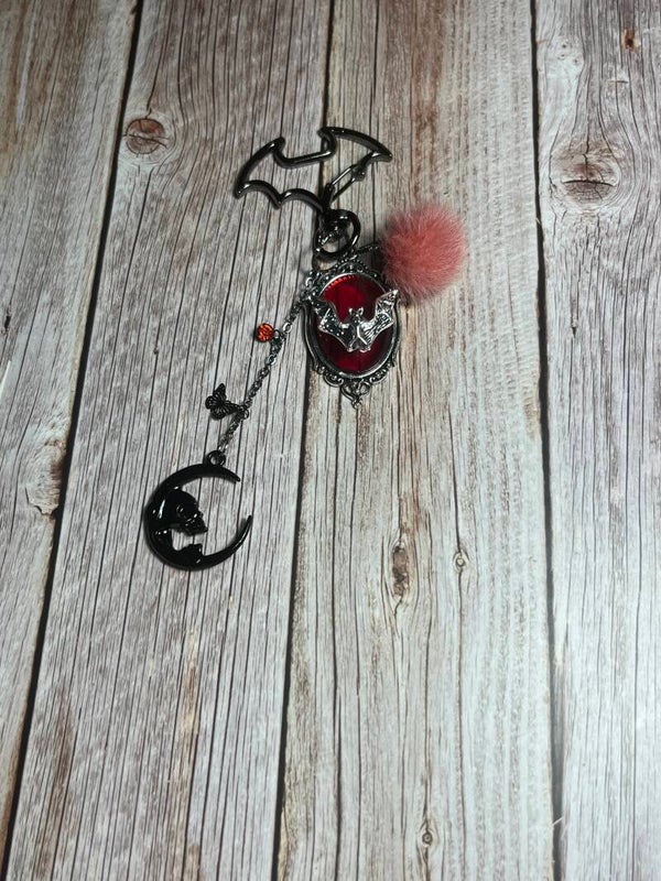 Gothic bat pendant bag charm/ keychain