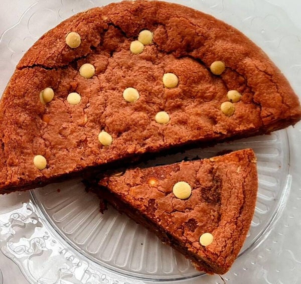 Red Velvet Nutella Cookie Pie