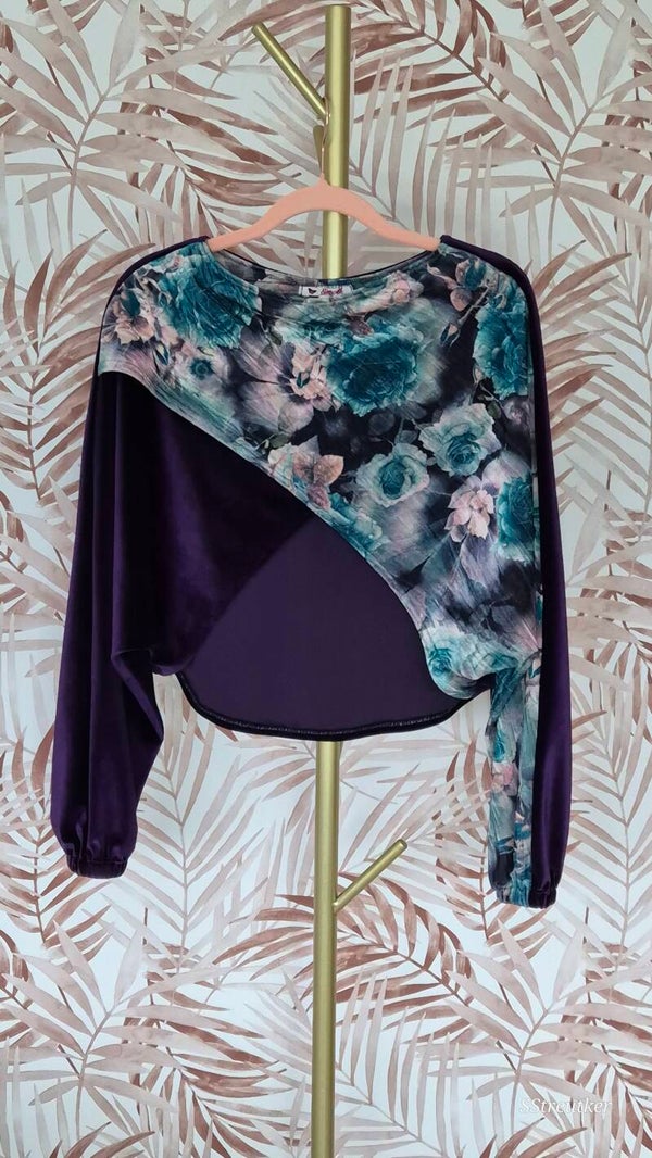 Overslagtop - Purple Velvet Flowers