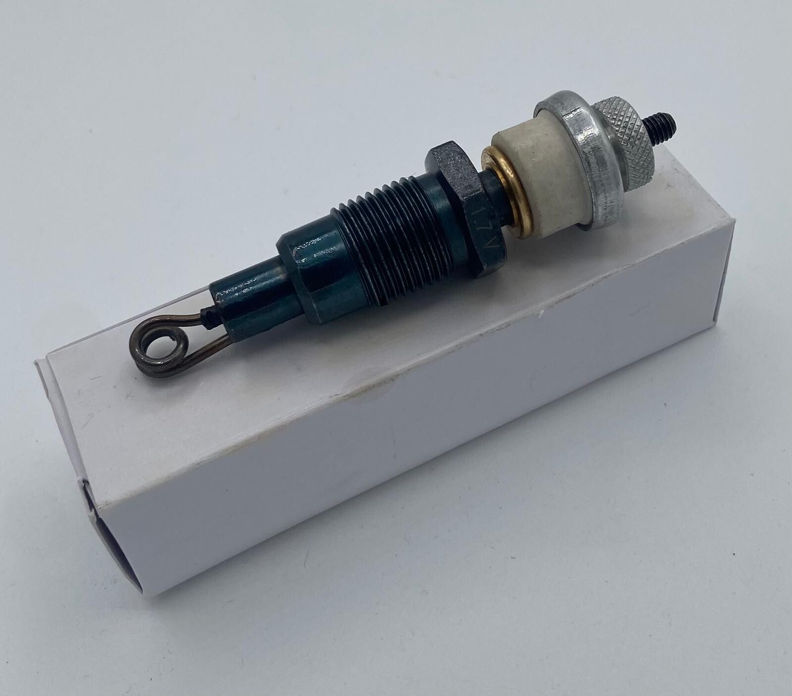 Glühkerzen mit Heizwendel, m. Isolator