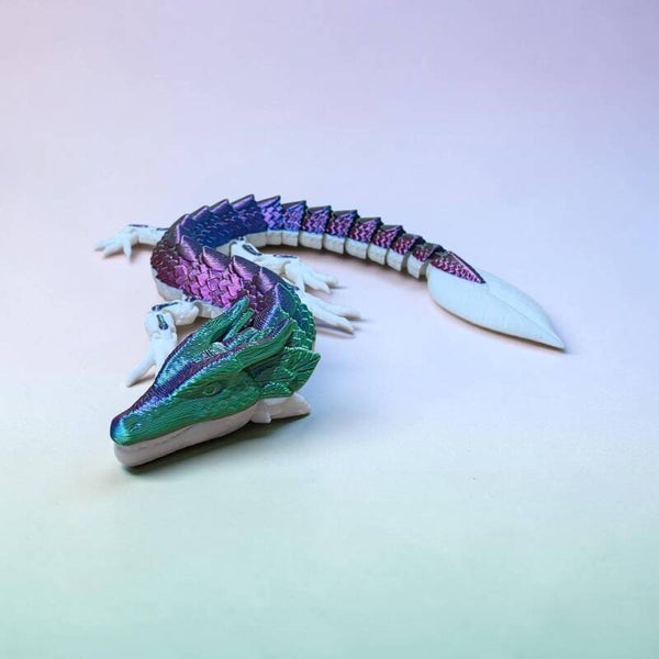 Leaf Flexi Dragon – Sensory Play That Moves With You