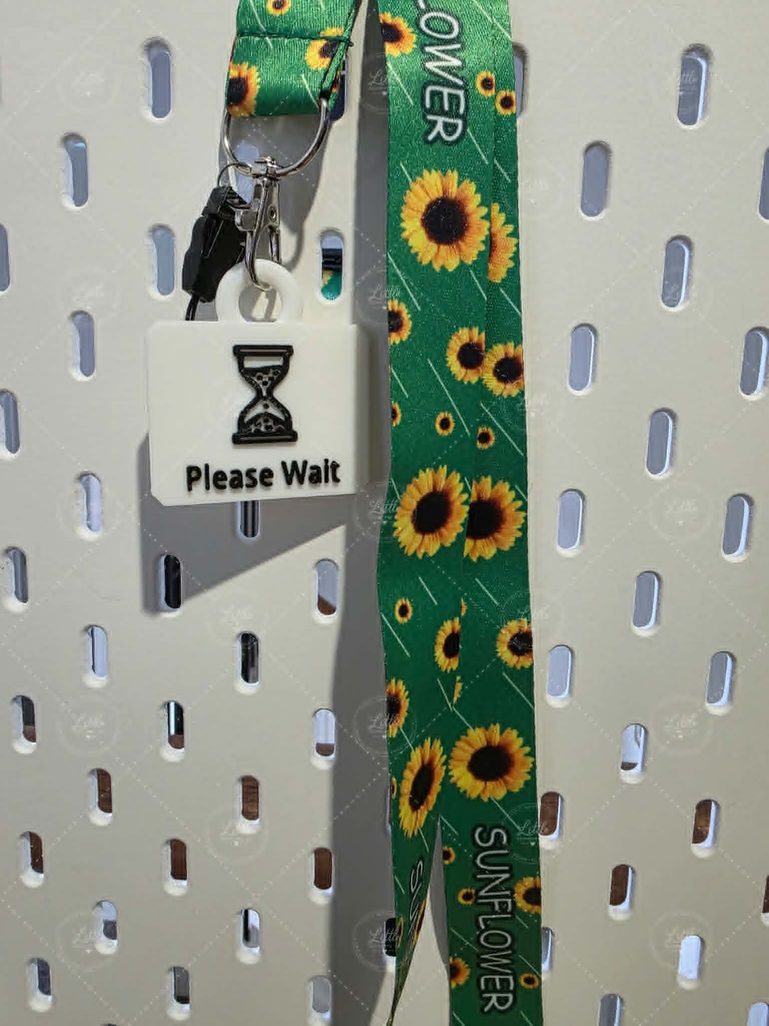 Please Wait – Communication Tag